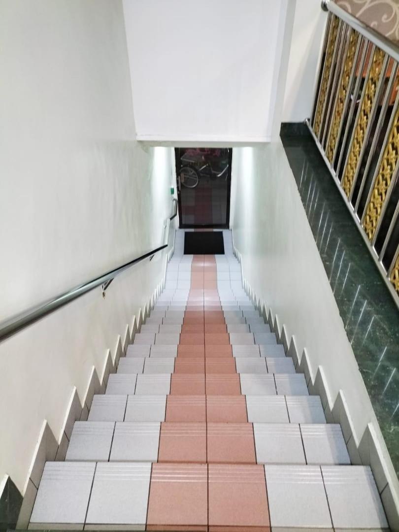 Faber Inn Bintulu Esterno foto